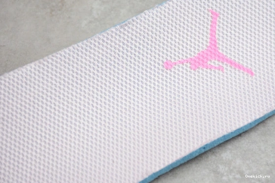 Jordan Mid HighQuality (W) CW5379-600 Pink Digital Air CW5379-600 204 1 0623